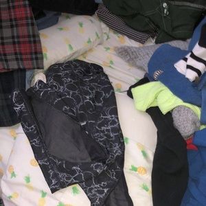 Under armor yoga pants— high rise